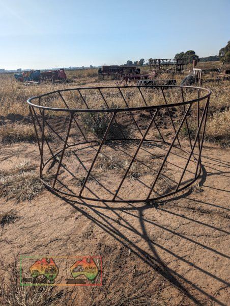 Hay Ring Feeder (No.4)