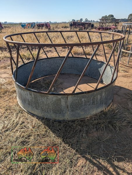 Hay Ring Feeder (No.6) - photo 2