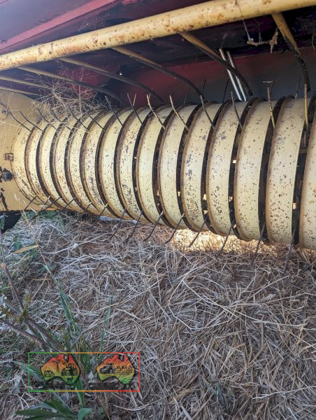 NEW HOLLAND 275 BALER - photo 10
