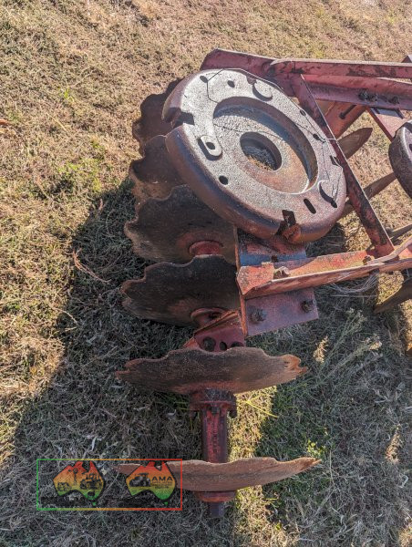 Massey Ferguson 581 Offset Disc - photo 2