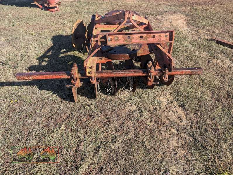 Massey Ferguson 581 Offset Disc - photo 9