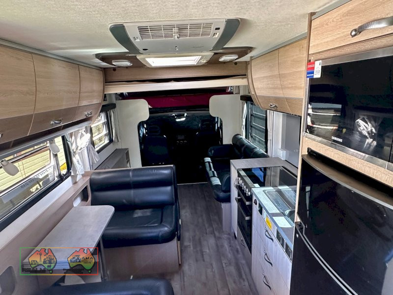 2018 Iveco Luxury Motorhome - photo 10