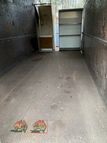 Van body - photo 5