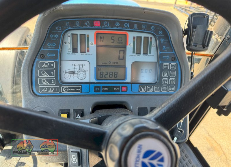 New Holland 8770 tractor - photo 5