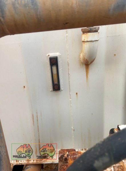 Used - Truck water tank - photo 3
