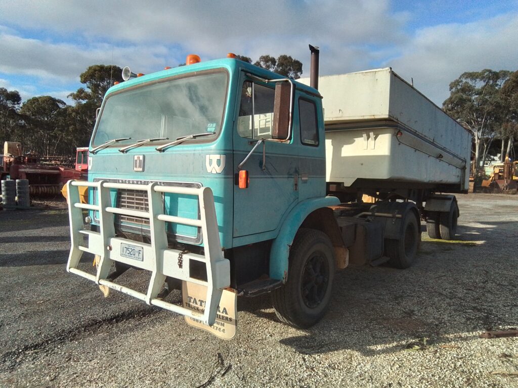 Acco 2150B & Kersh Tipper - photo 3