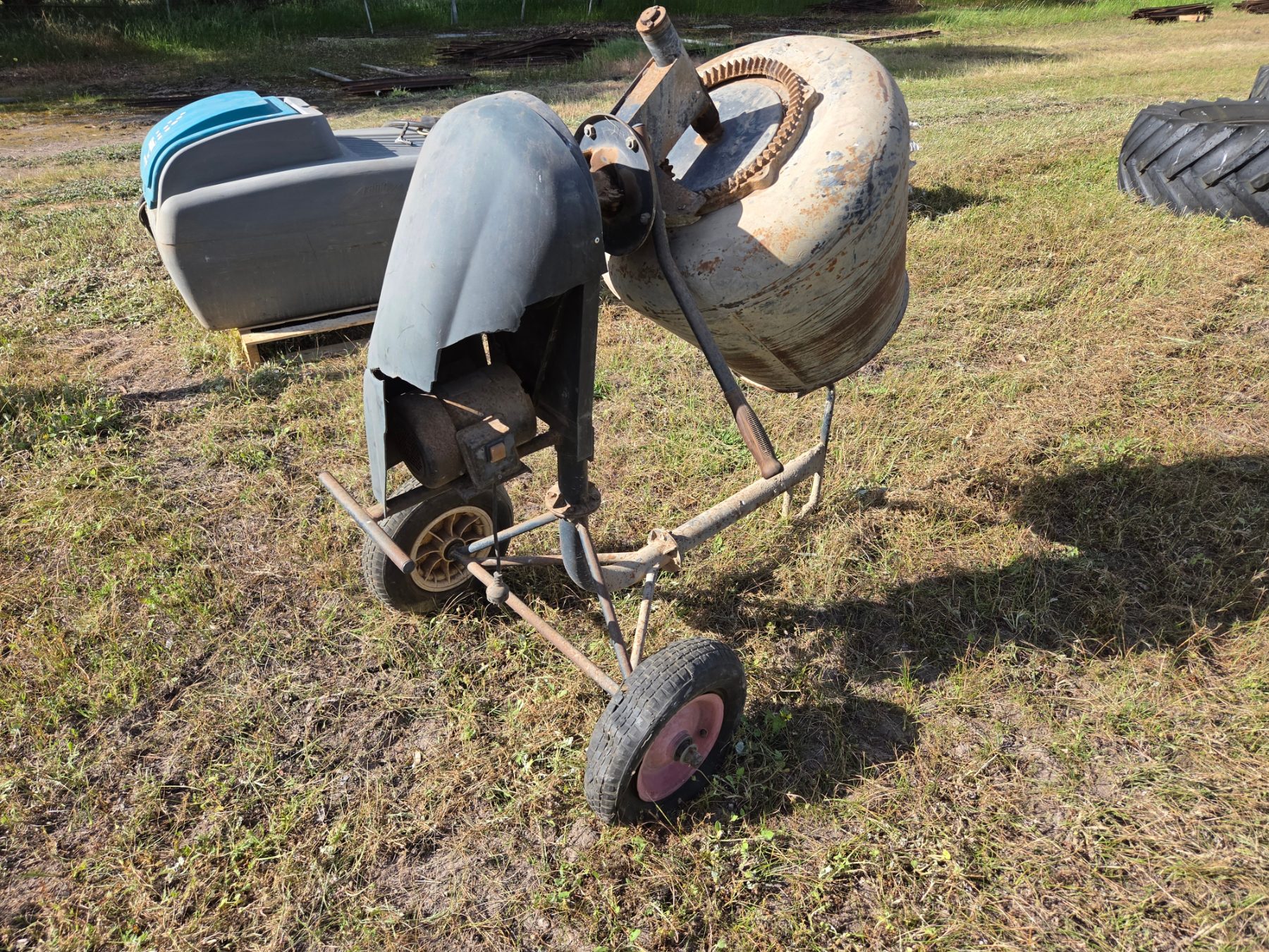 Used - 240v Electric Cement Mixer - photo 3