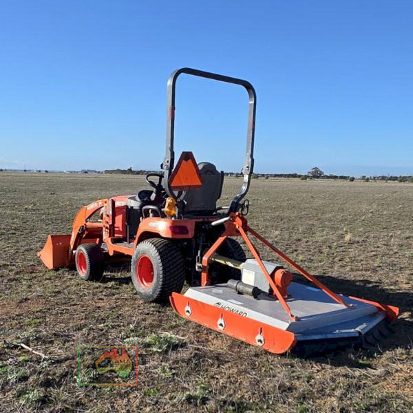 Kubota BX2370 4x4 Compact Utility Tractor + LA234 Loader/1200mm GP Bucket & Slasher - photo 9