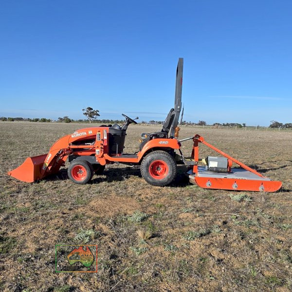 Kubota BX2370 4x4 Compact Utility Tractor + LA234 Loader/1200mm GP Bucket & Slasher