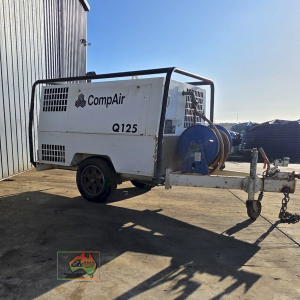 Compair Q125 125CFM Diesel Rotary Screw Compressor + Hose Reel & Blowgun - photo 2