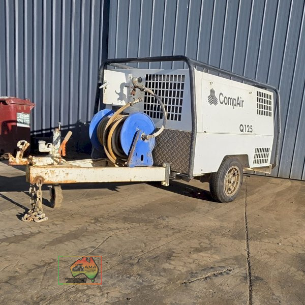 Compair Q125 125CFM Diesel Rotary Screw Compressor + Hose Reel & Blowgun - photo 1