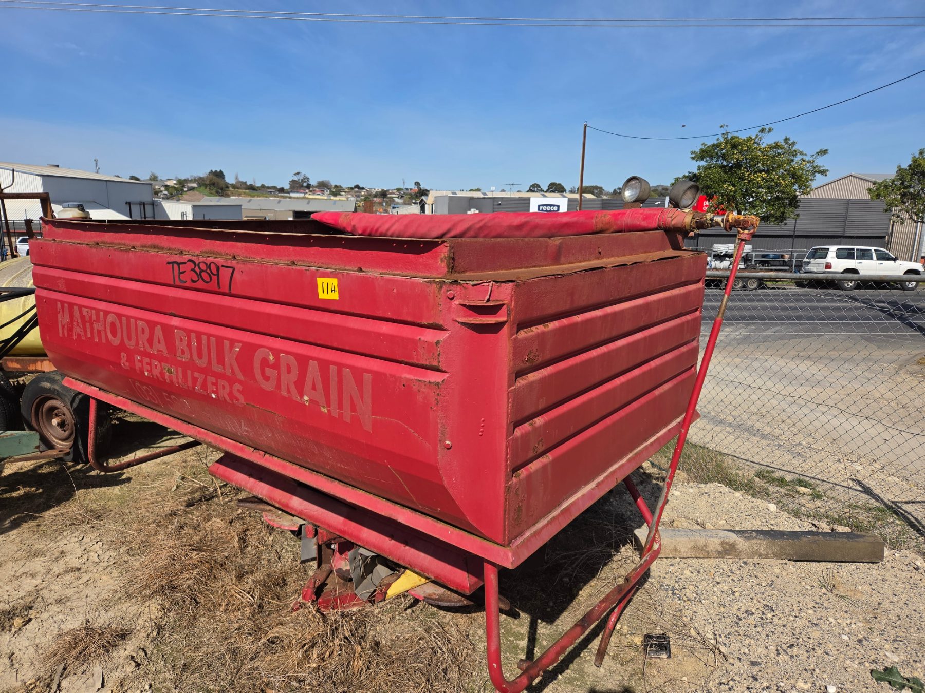 3pl Twin Spinner Fert Spreader - photo 2