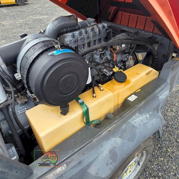 Atlas Copco Xas 185 - Aftercooled Air Compressor - photo 5