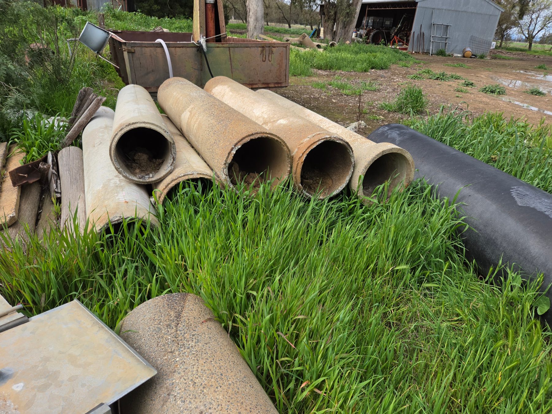 10x Assorted Concrete Pipes 8ft - photo 2