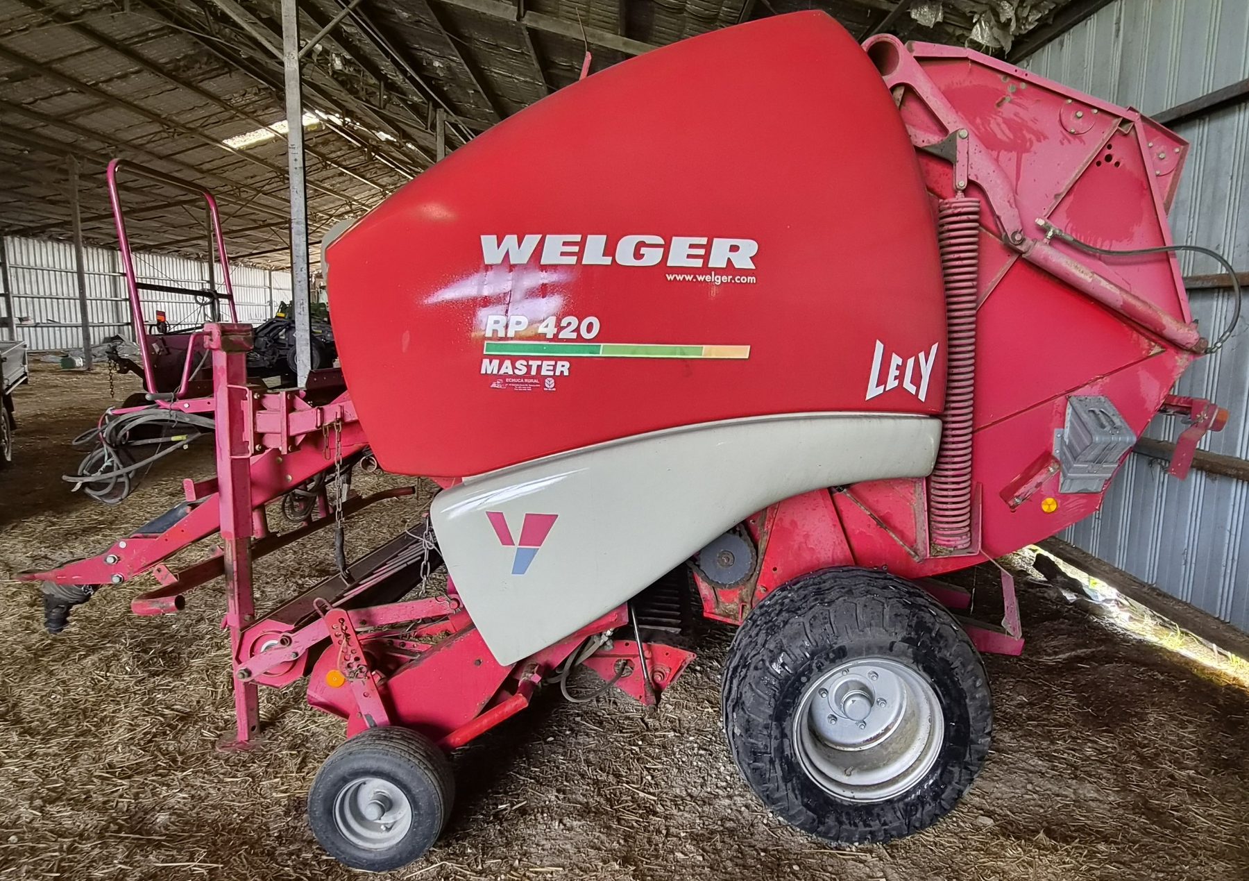 Lely Welger RP-420 'Master' Round Baler - photo 2