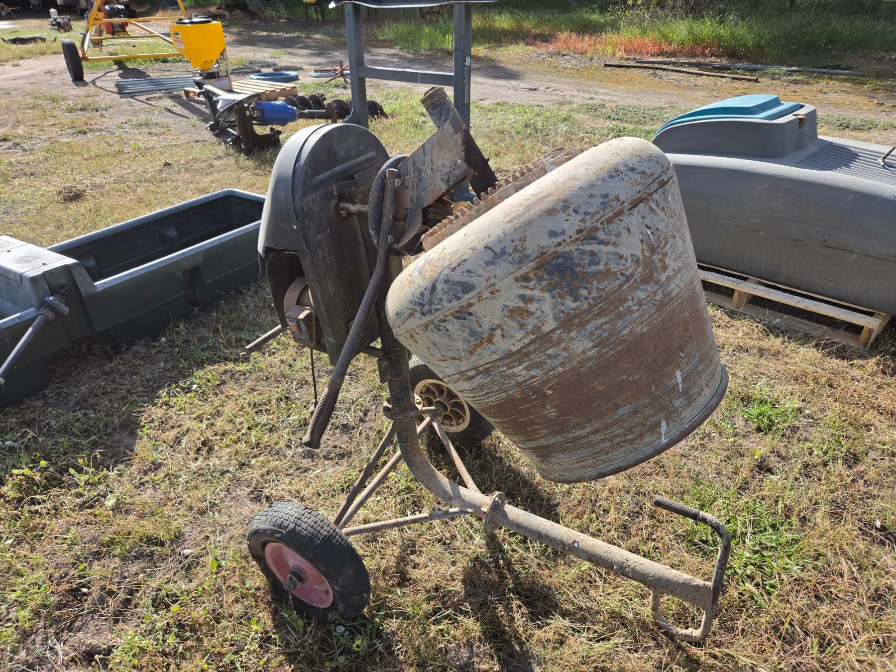 Used - 240v Electric Cement Mixer - photo 2