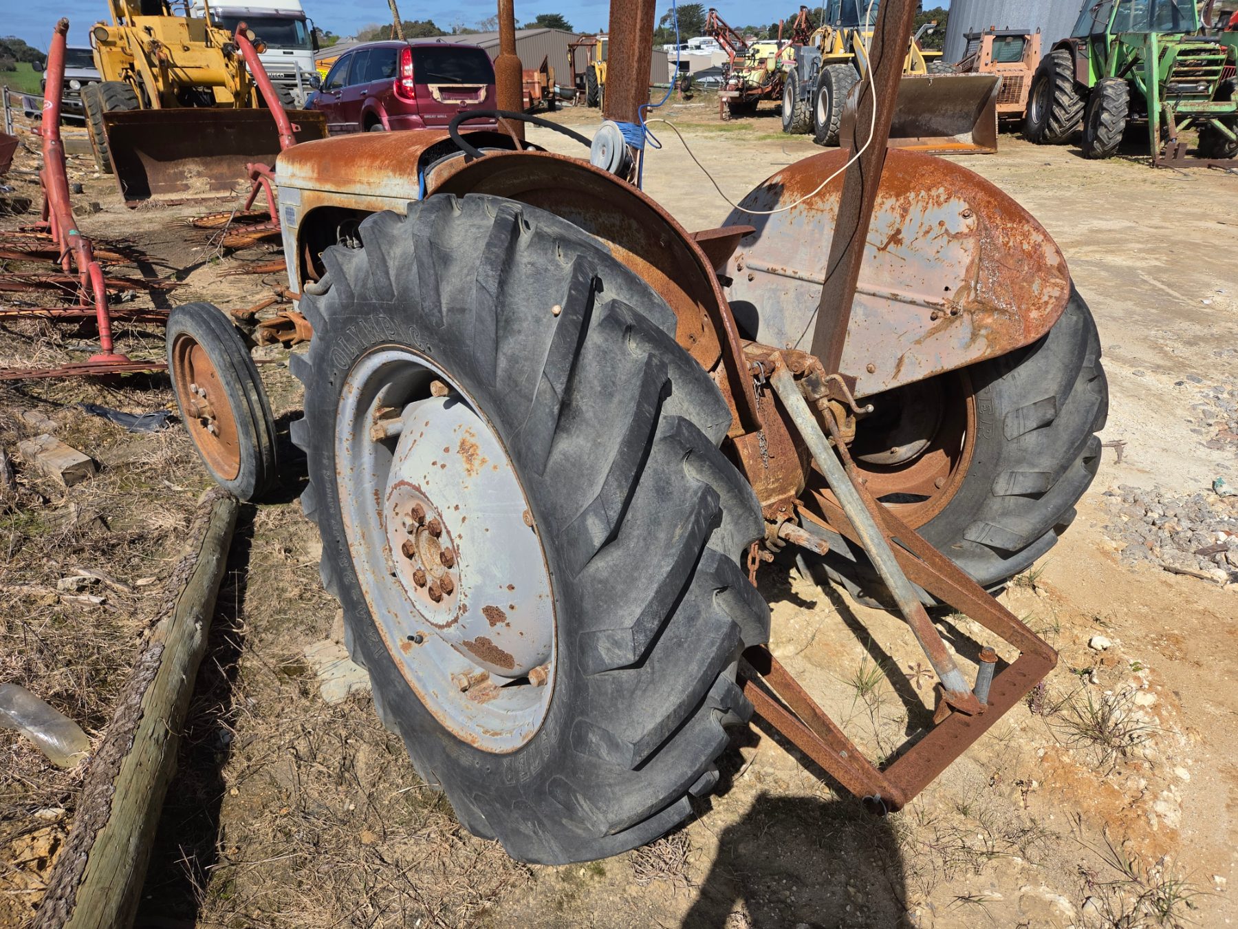 Ferguson TEA-20 Tractor - photo 5