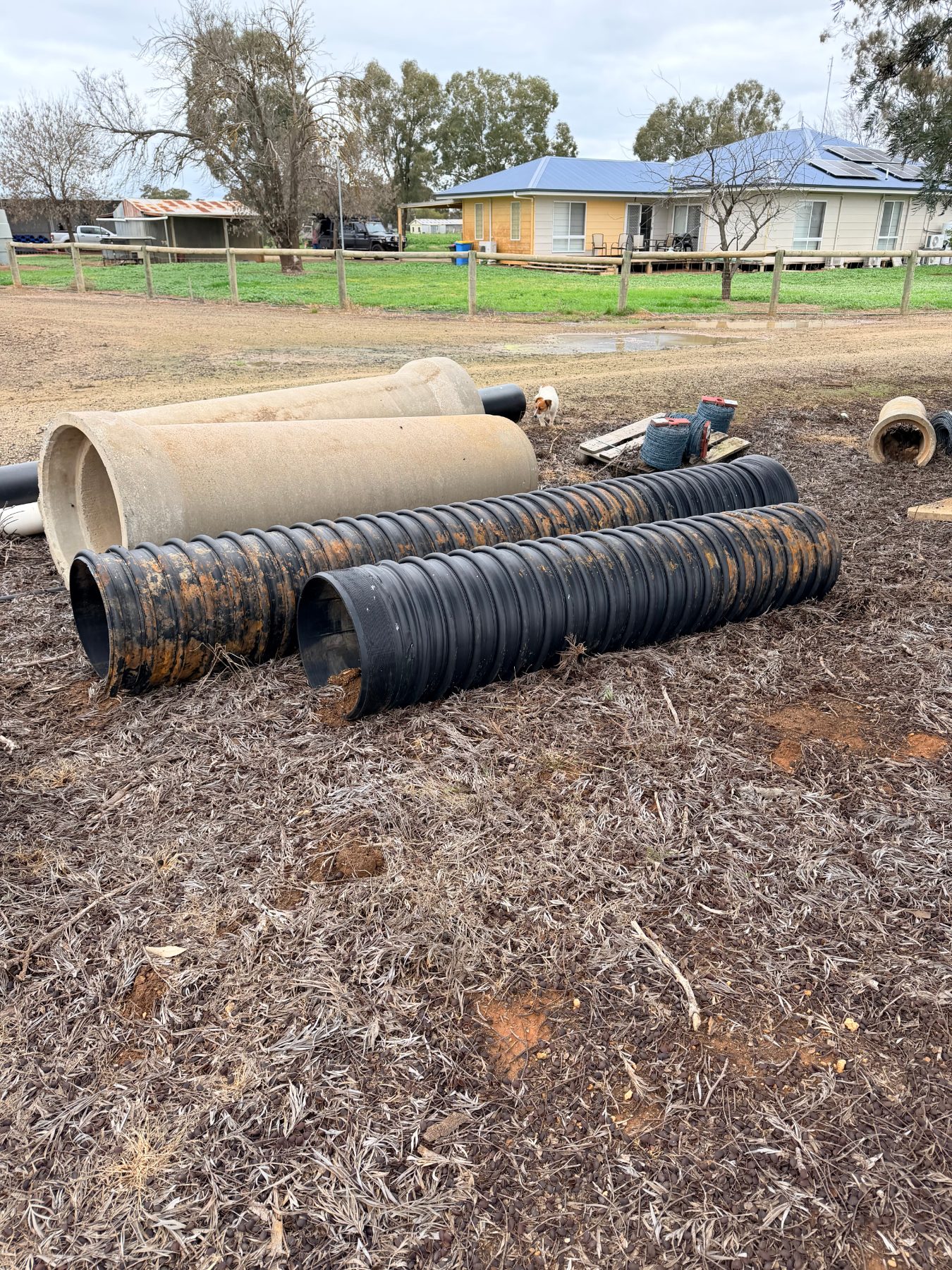 2 x 400mm black brute ribbed crossing pipes - photo 2