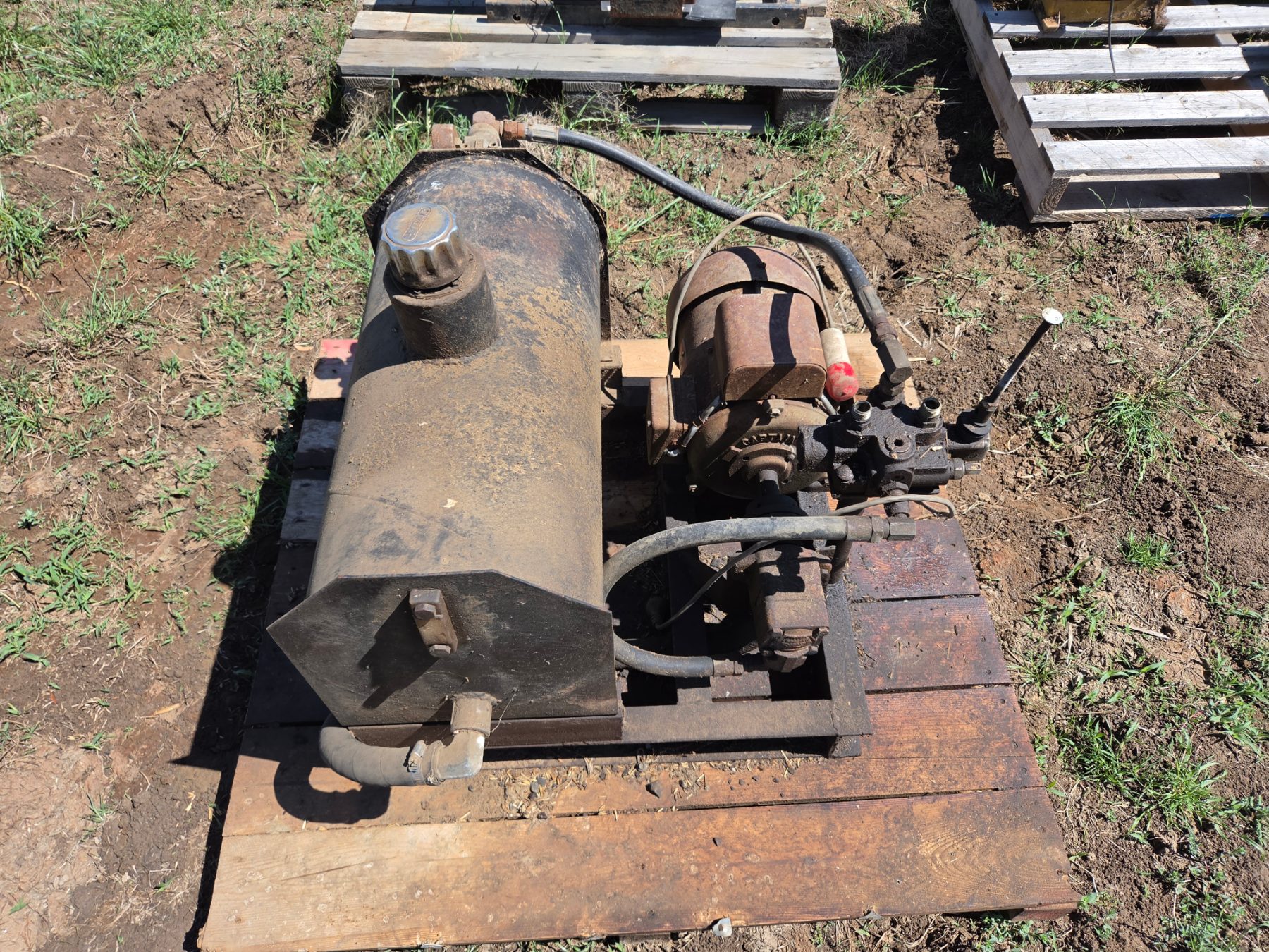 Used - Electric over Hydraulic Porta-Pac - photo 3