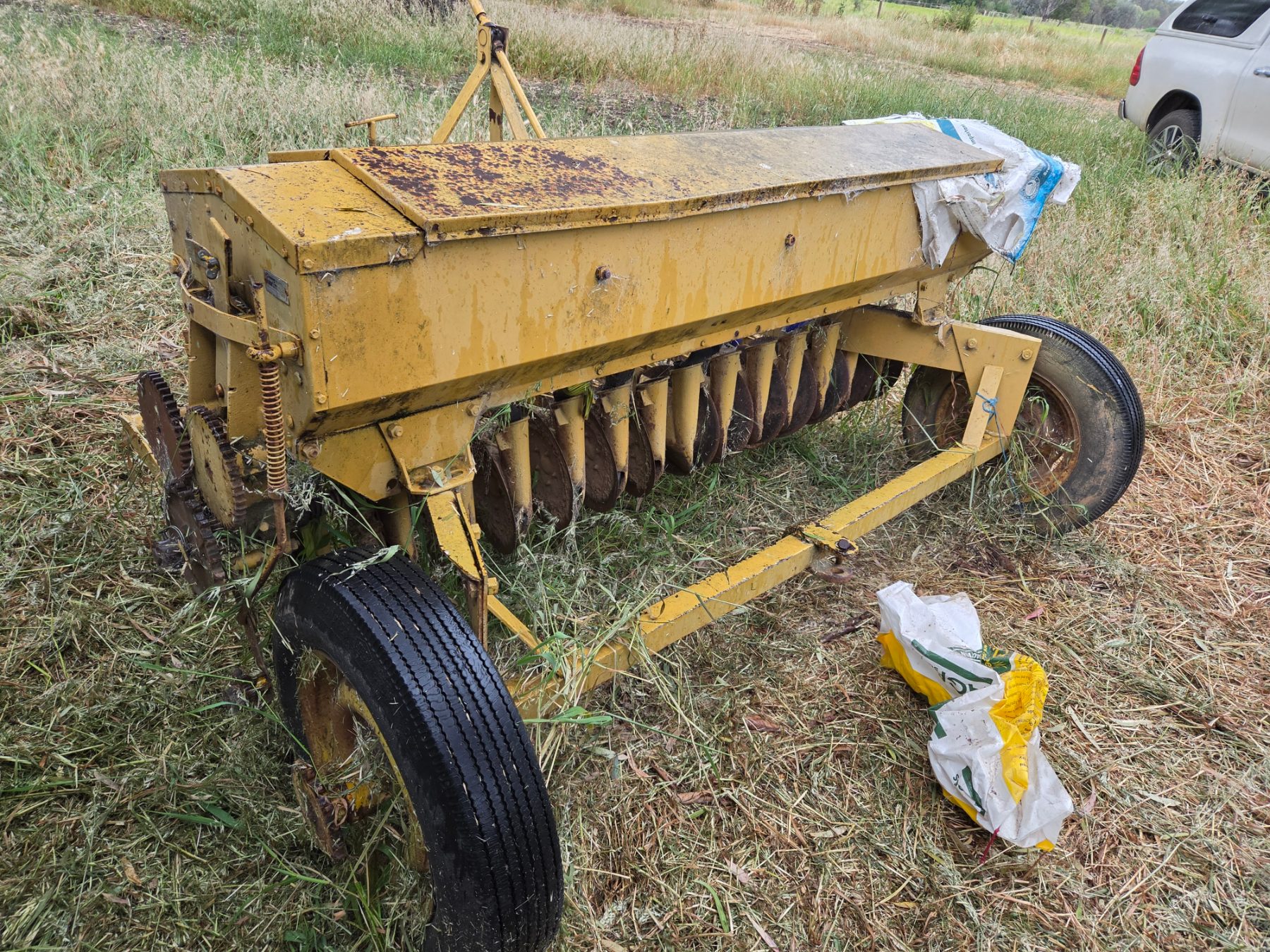 Used - Connor Shea 14 Run Trailing Disc Seeder - photo 1