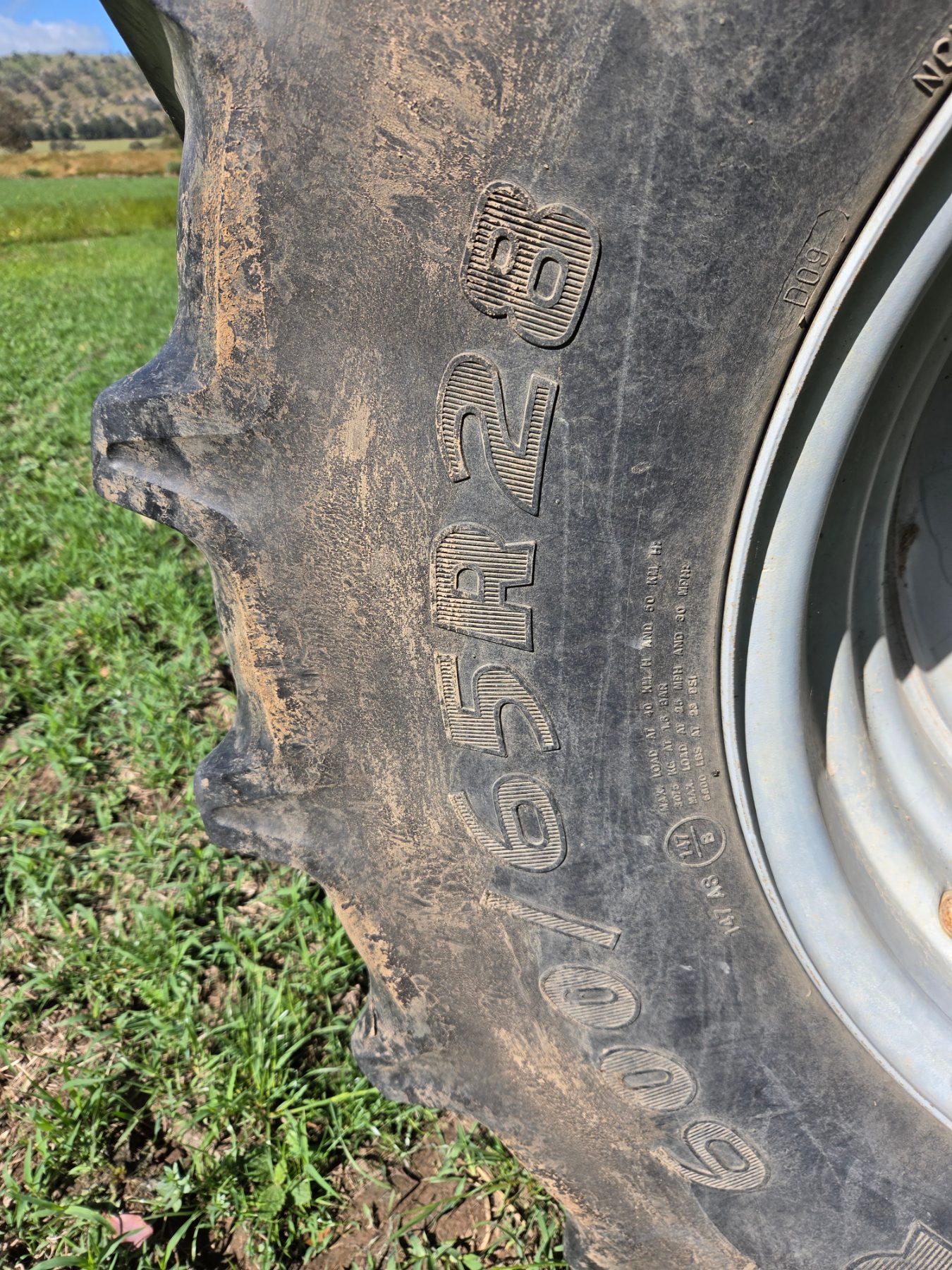 Used - 2009 McCormick XTX-185 Tractor - photo 10