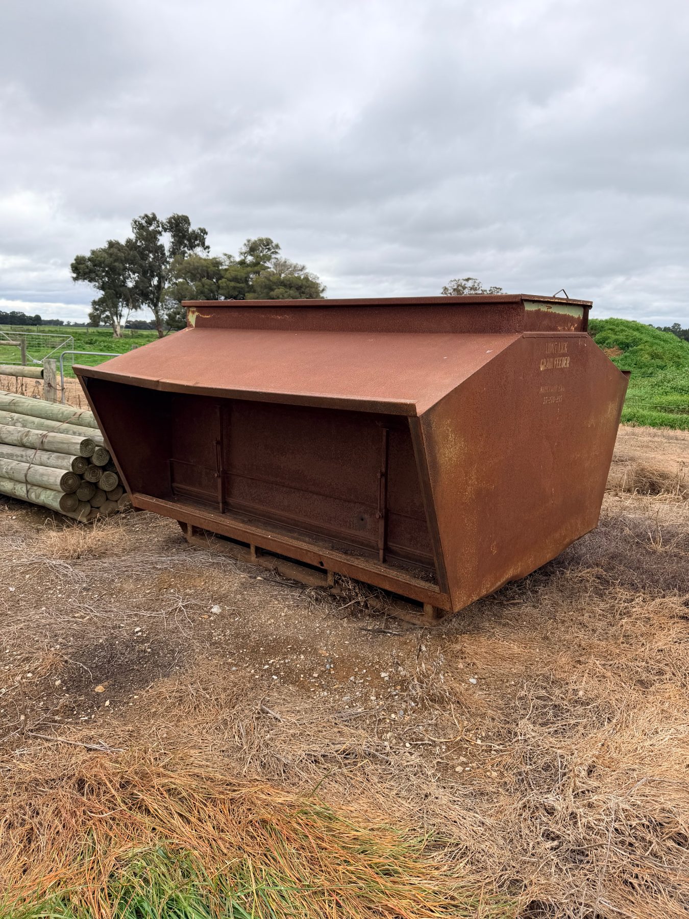 Markwood Engineering 2T grain feeder