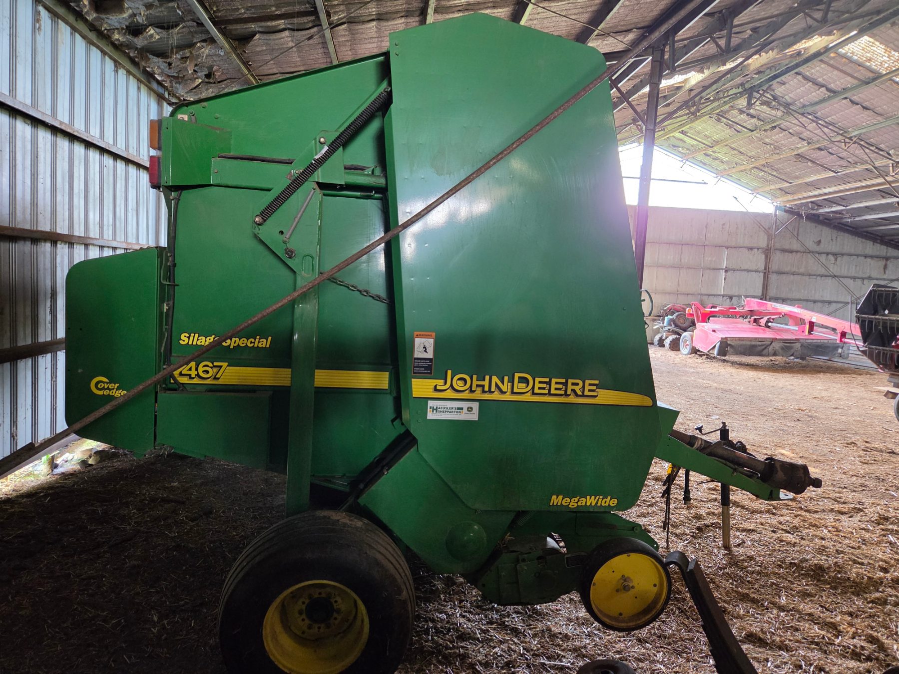 John Deere Megawide 467 Round Baler - photo 2