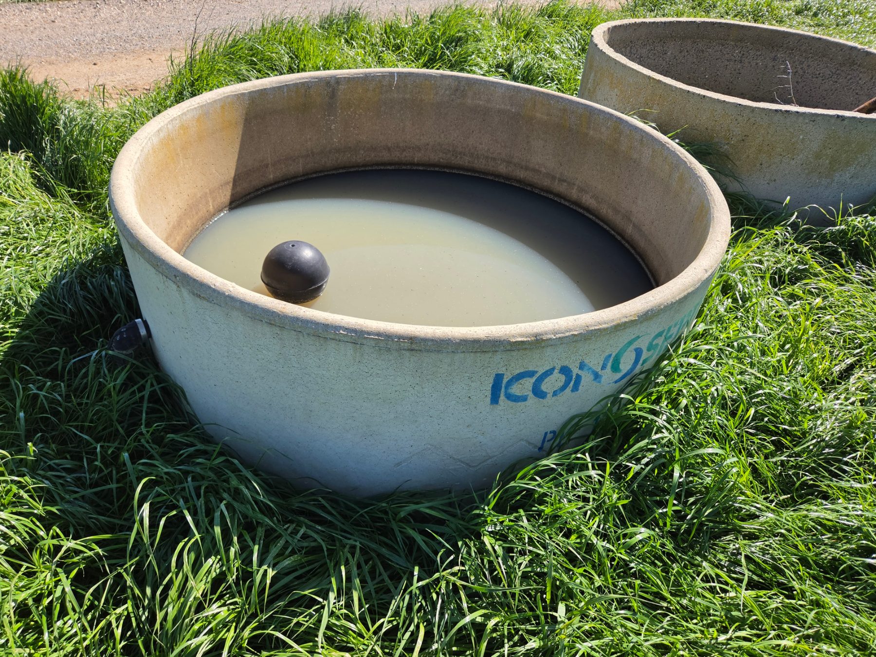 Septec 6ft Trough with Ball Valve (R) - photo 2