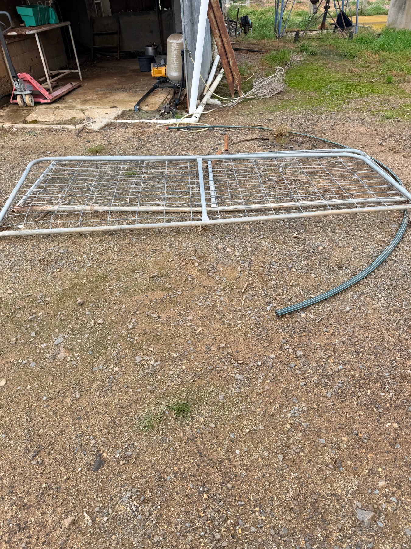 2 x 10' farm gates - photo 2
