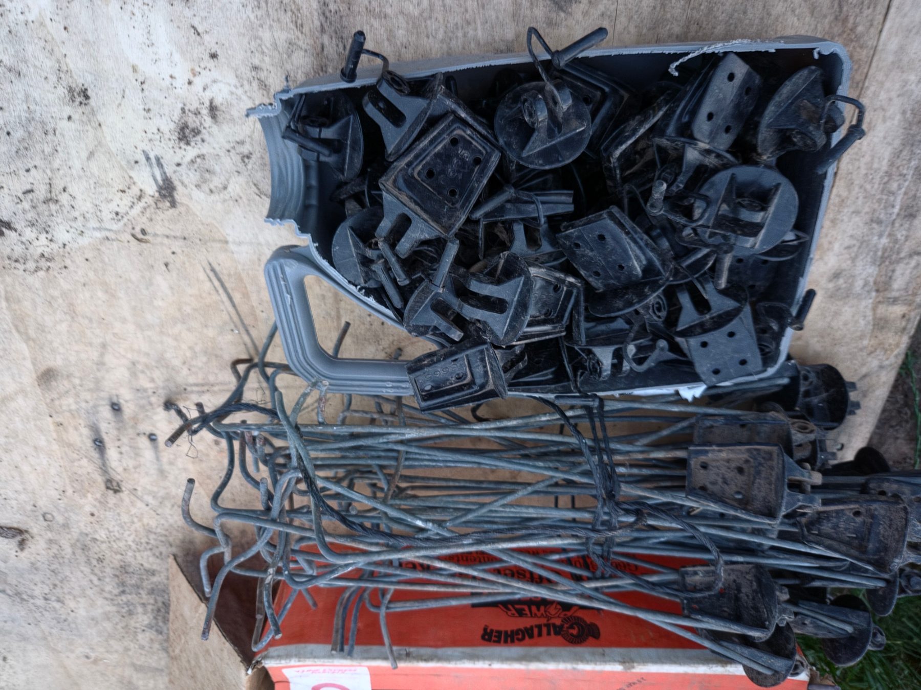 Used - Elec. Fence Stand-offs with Poly Insulators - photo 2