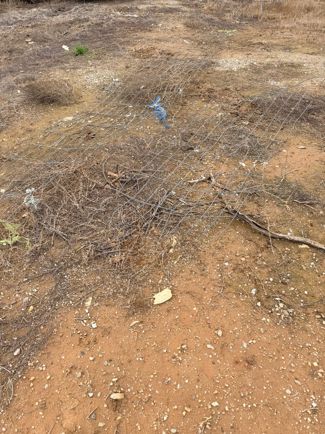 2  of lengths of scrap gate mesh - photo 2