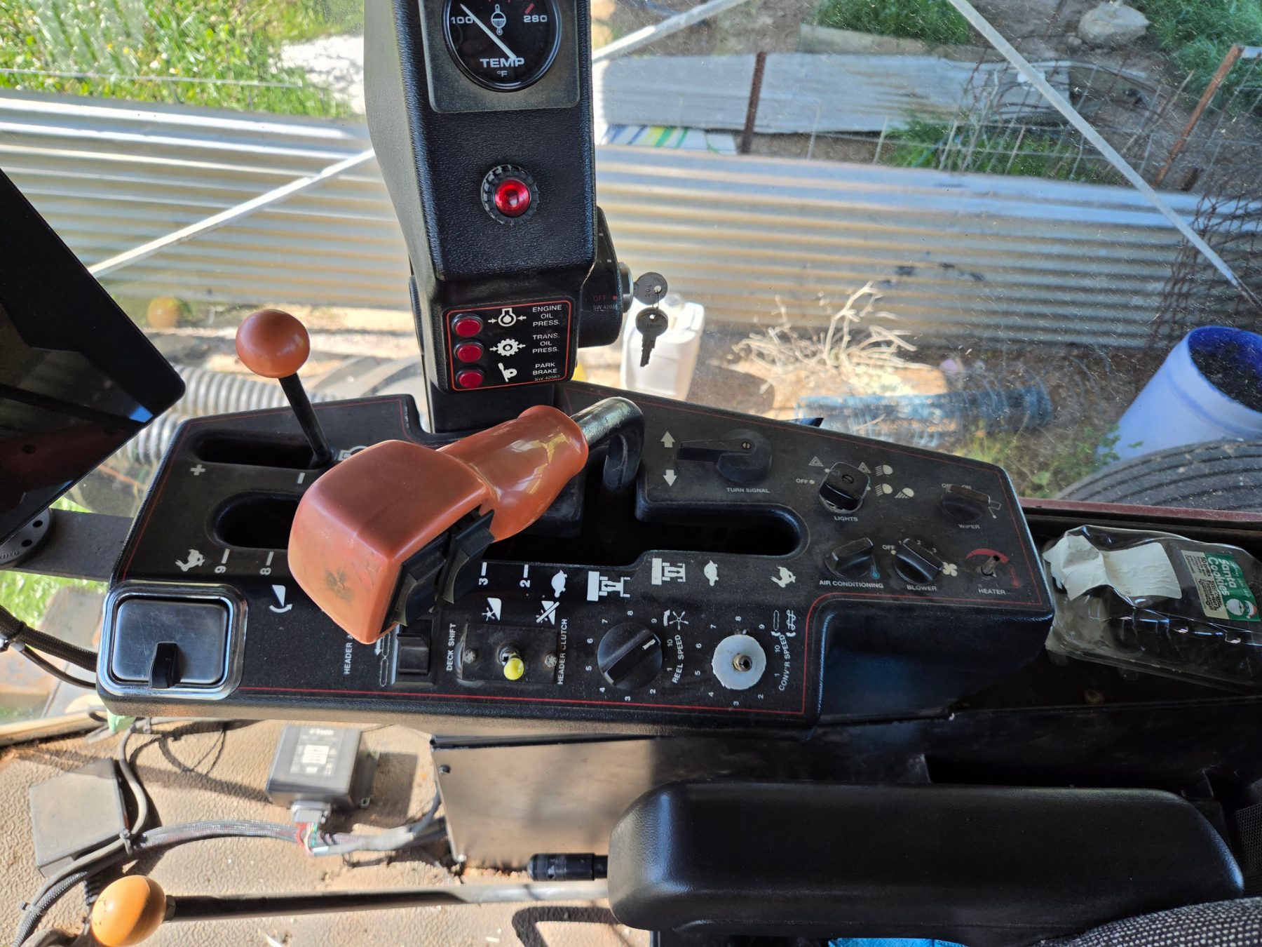 1995 MacDon 9000 Swather with Haybine Front - photo 15