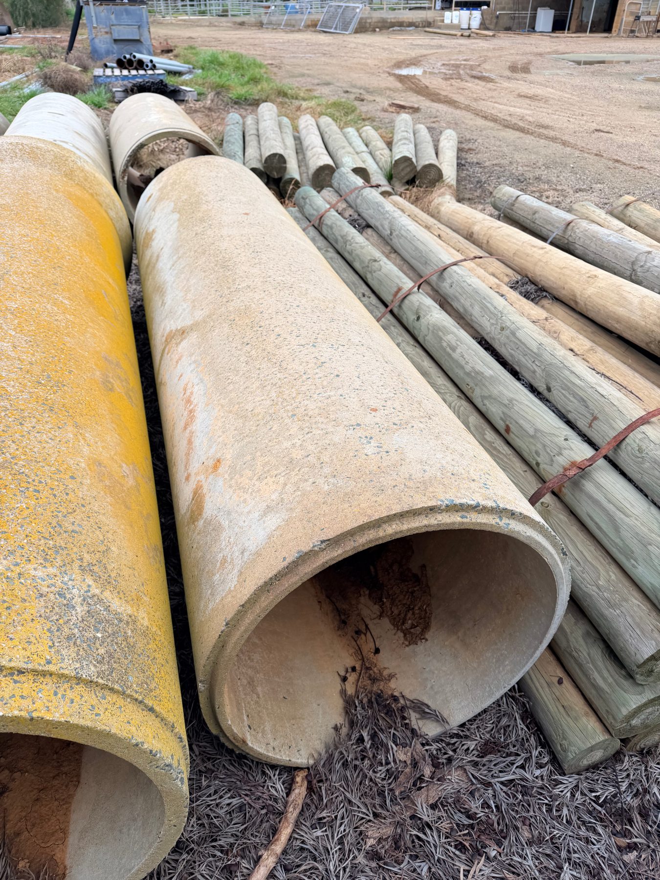 3 of 600mm concrete pipes - photo 2