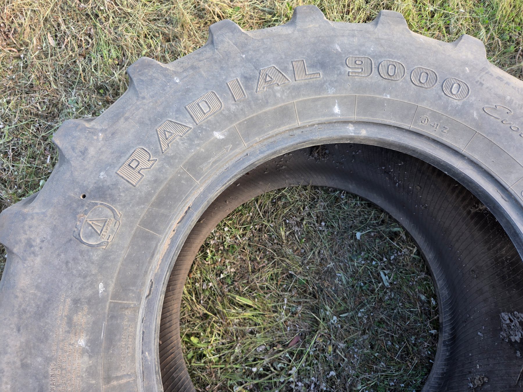 Used - Firestone 480/65R28 Tractor Tyre - photo 3