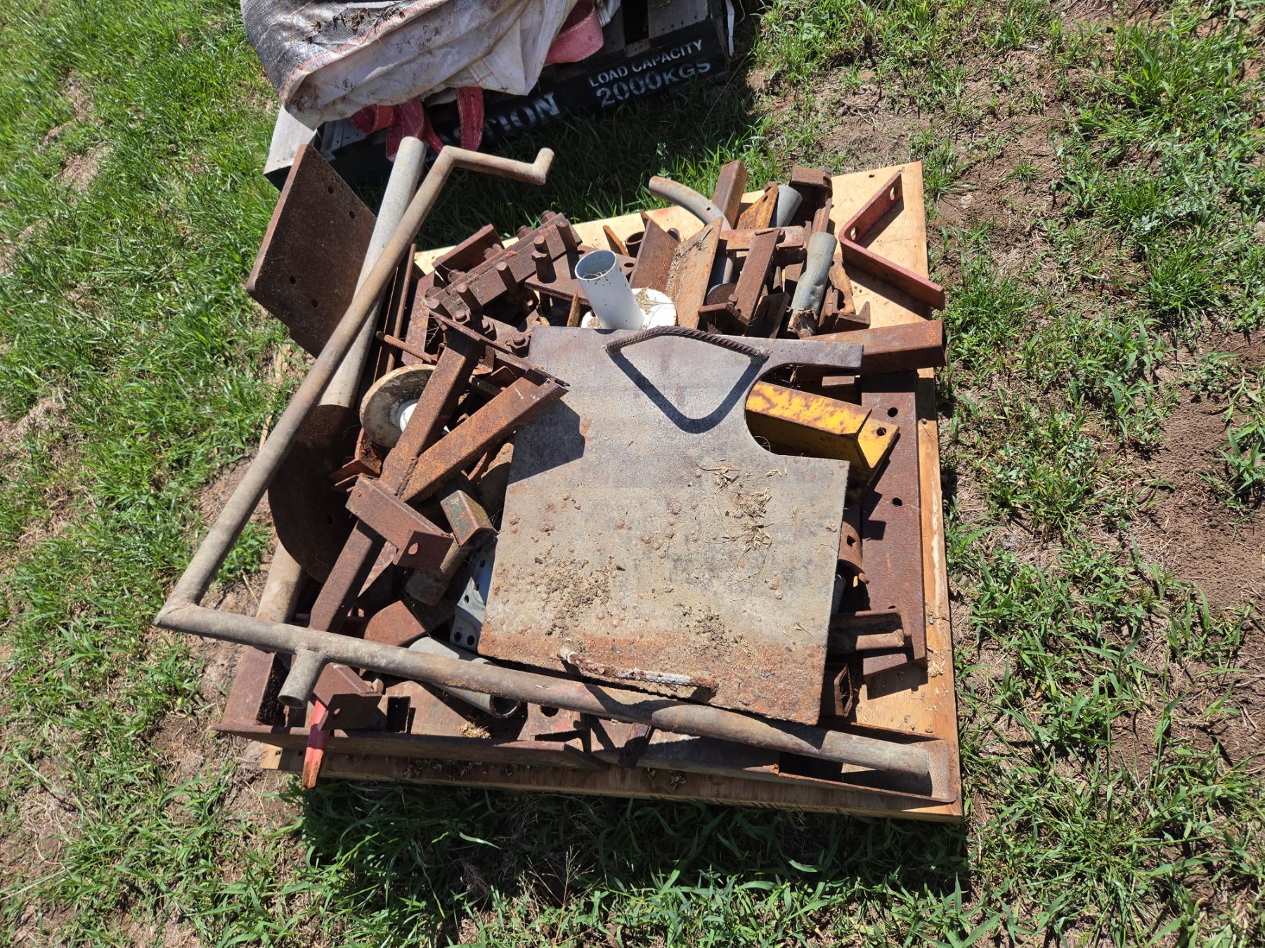 Used - Pallet of Heavy Scrap Steel - photo 2