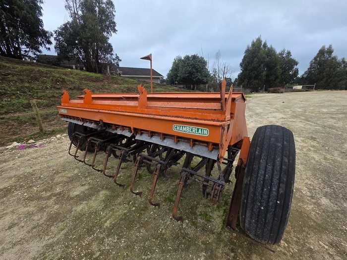 Chamberlain Mark 2 Seed Drill - photo 10