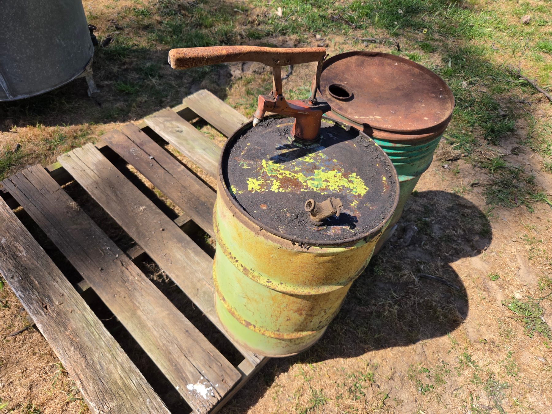Used - Oil Drum Pump - photo 2
