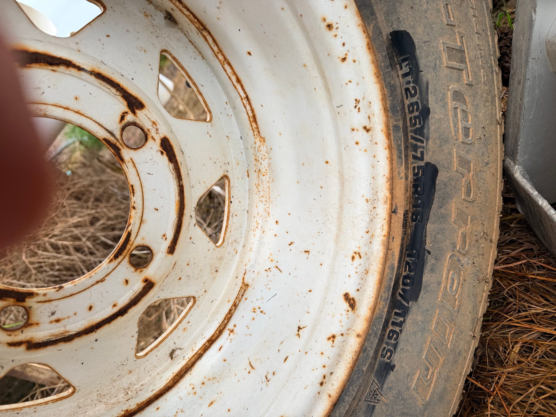 BF Goodrich tyre and Sunraysia rim - photo 3