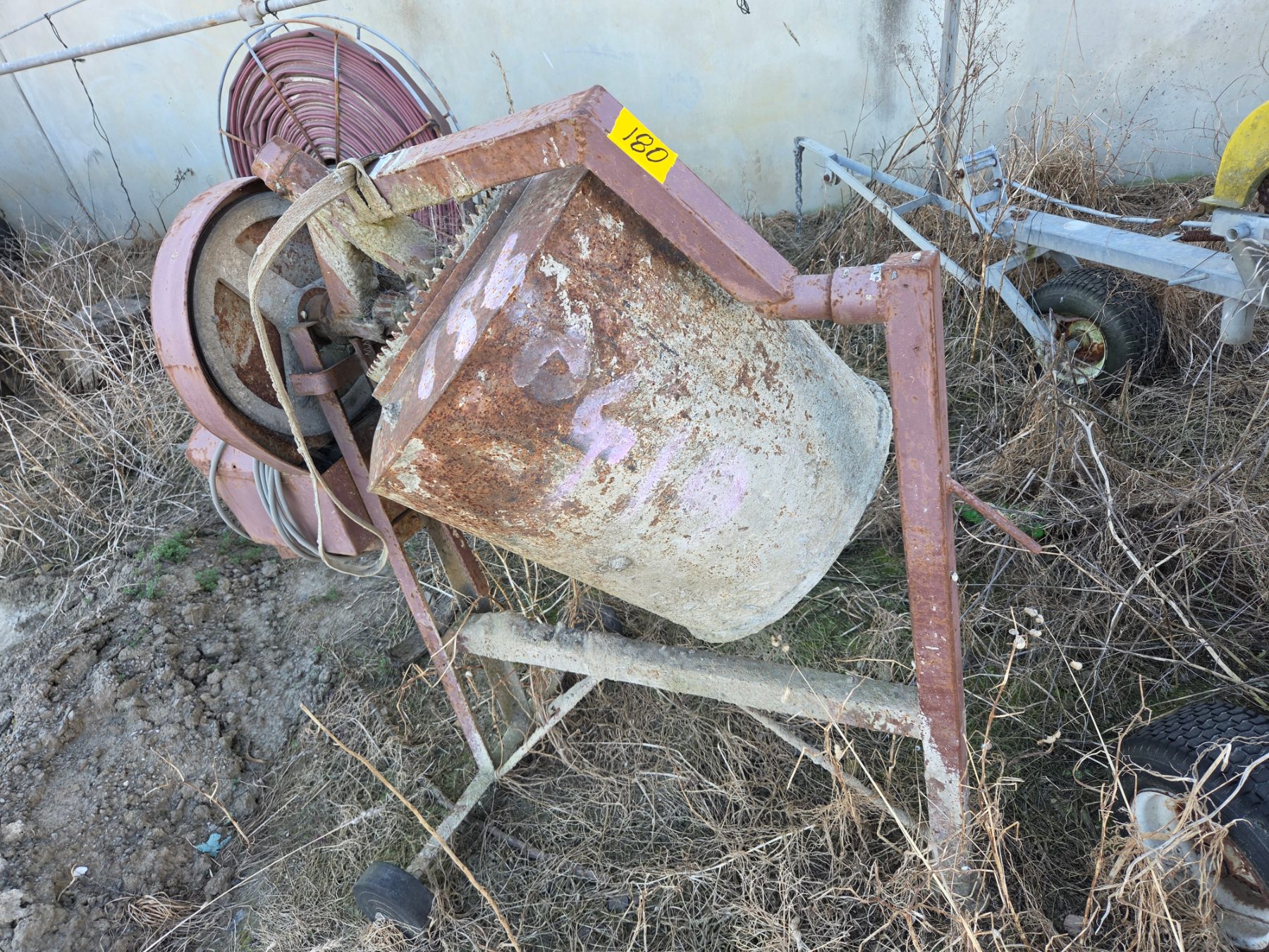 240v Electric Cement Mixer - photo 2