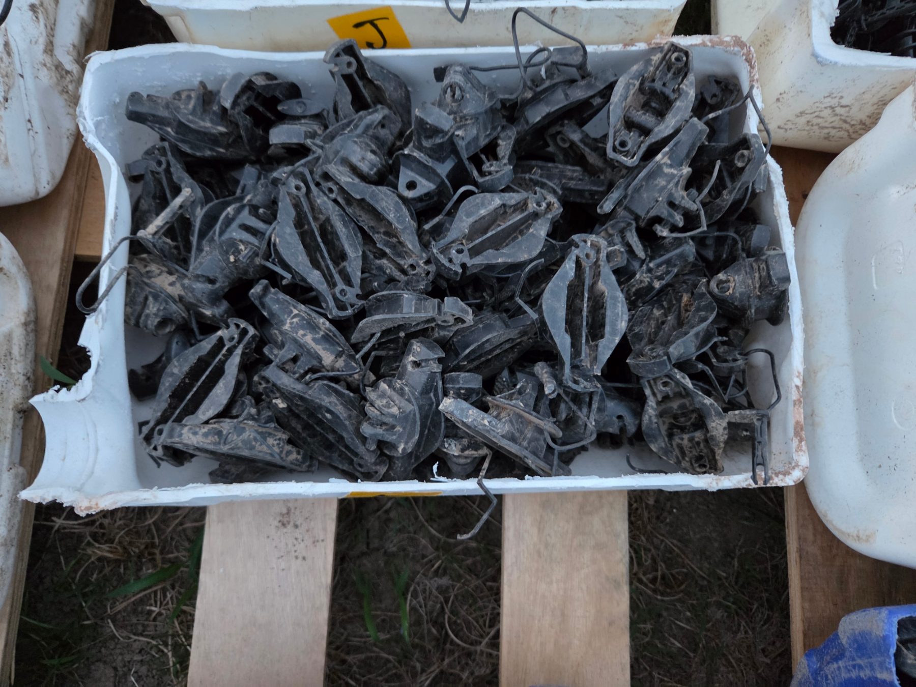 Used - Bucket (K) of Electric Fence Insulators - photo 2