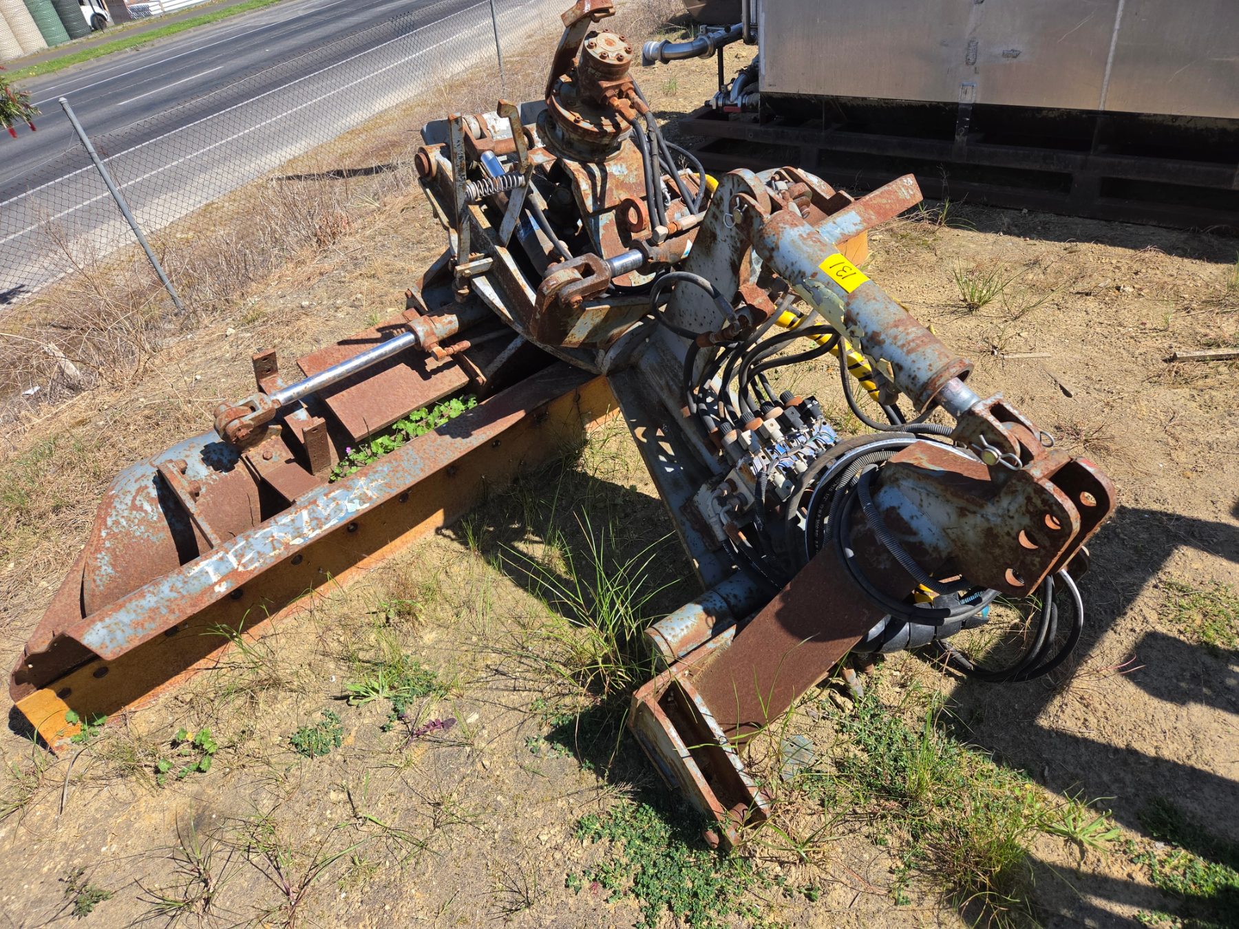 Link Level 3PL Hydraulic Grader Blade - photo 7