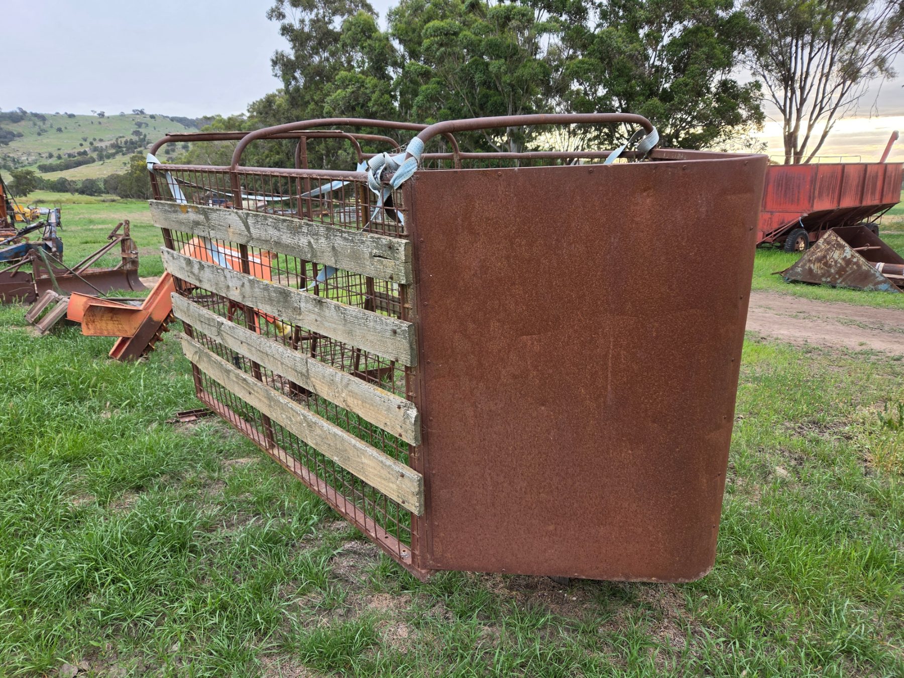 Used - 7x5 Cattle Crate - photo 2