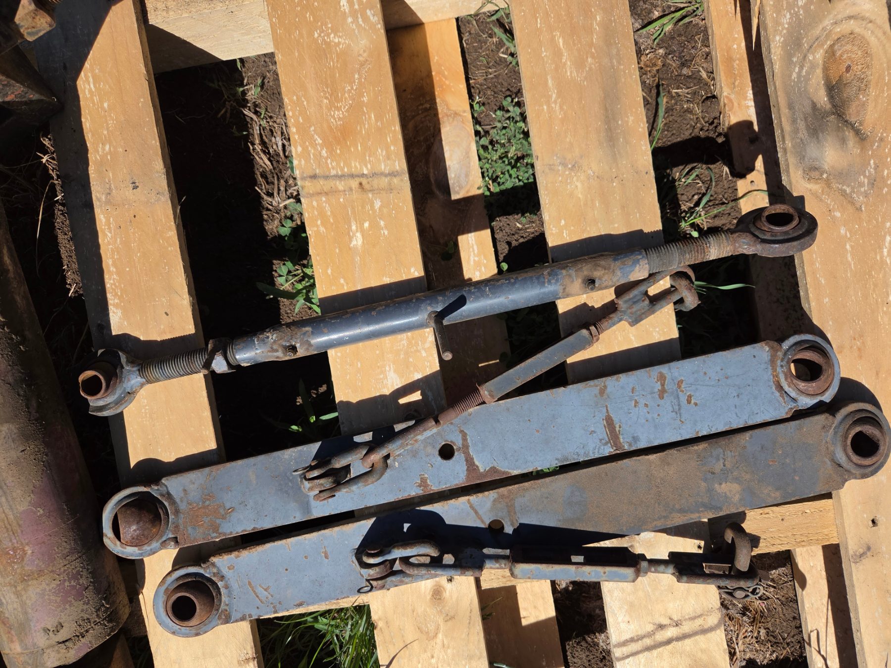 Used - Complete Set of Tractor Linkage Arms - photo 1