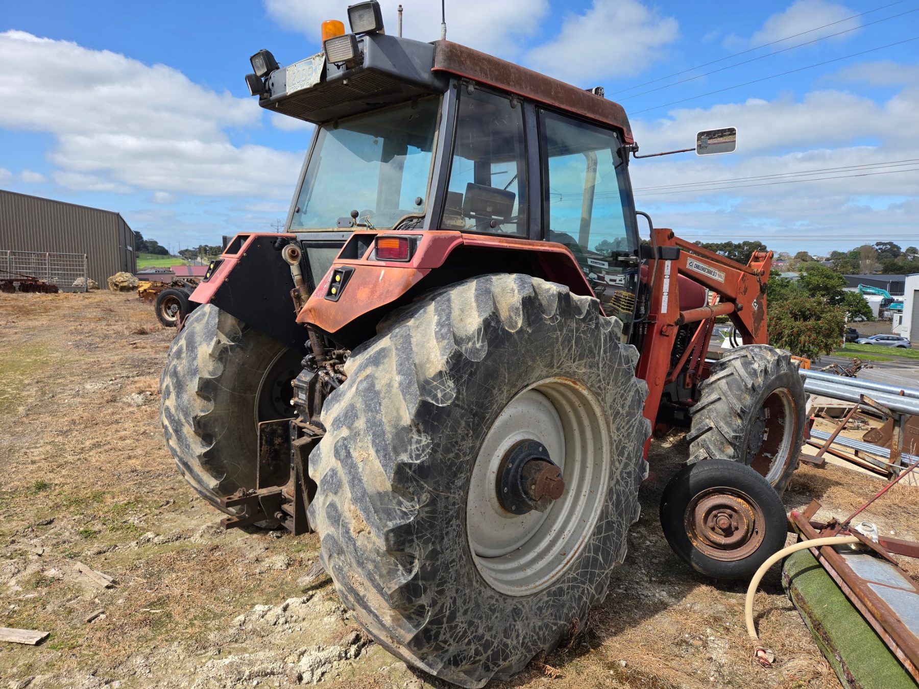 Case 5150 FEL Tractor - photo 2