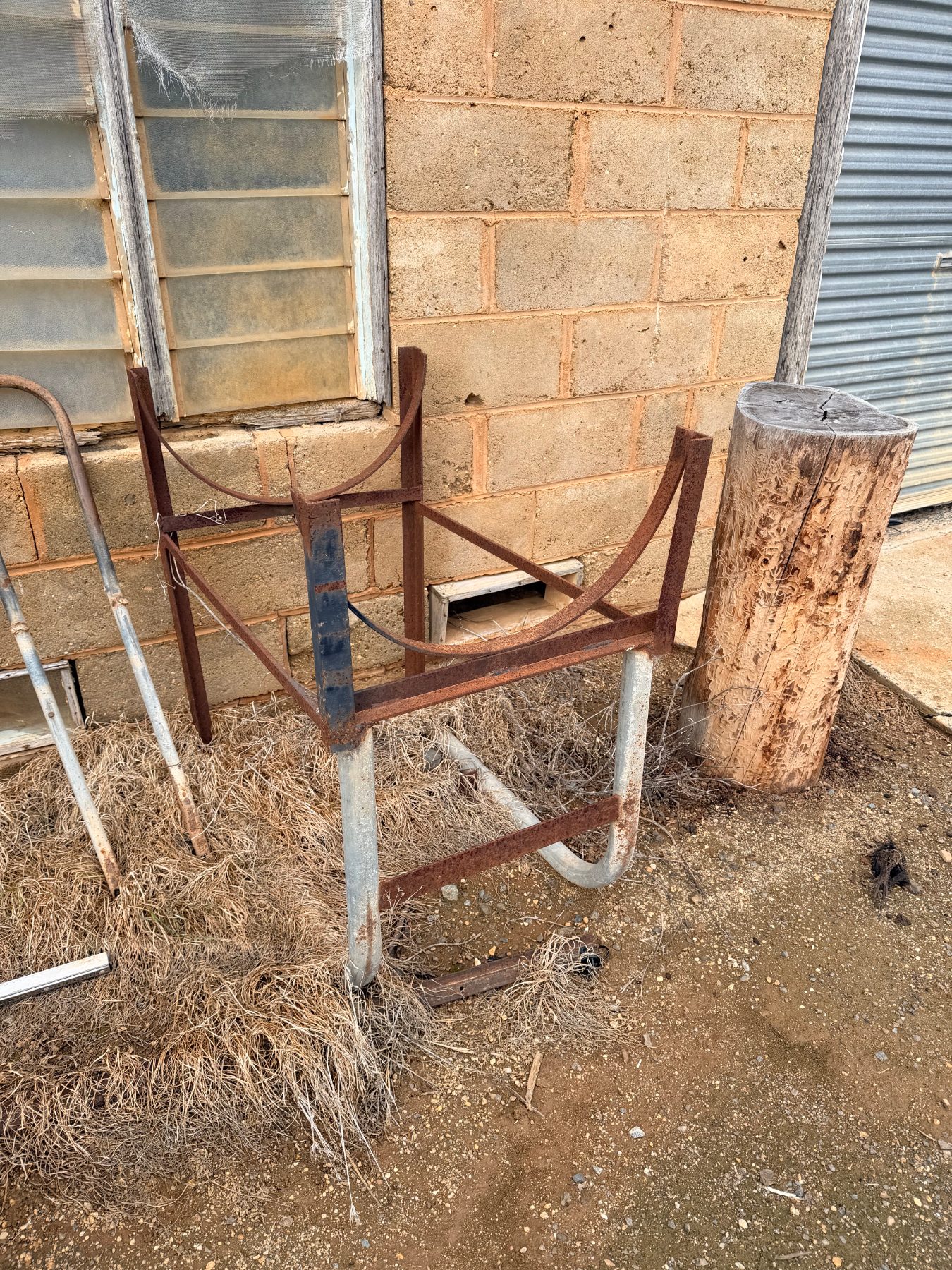 Steel frame drum cradle