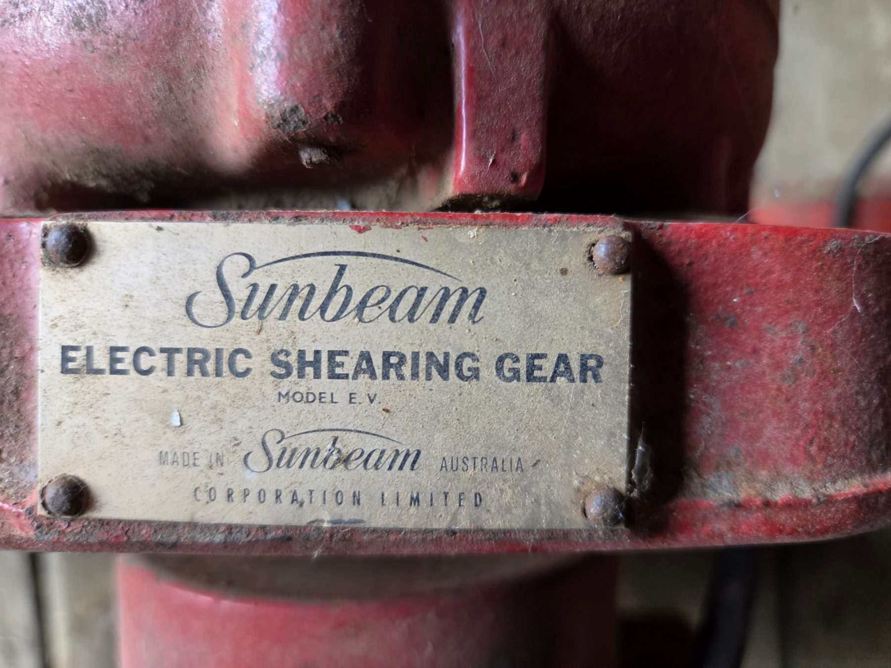 Used - 3x Sunbeam O/head Shearing Plants - photo 4