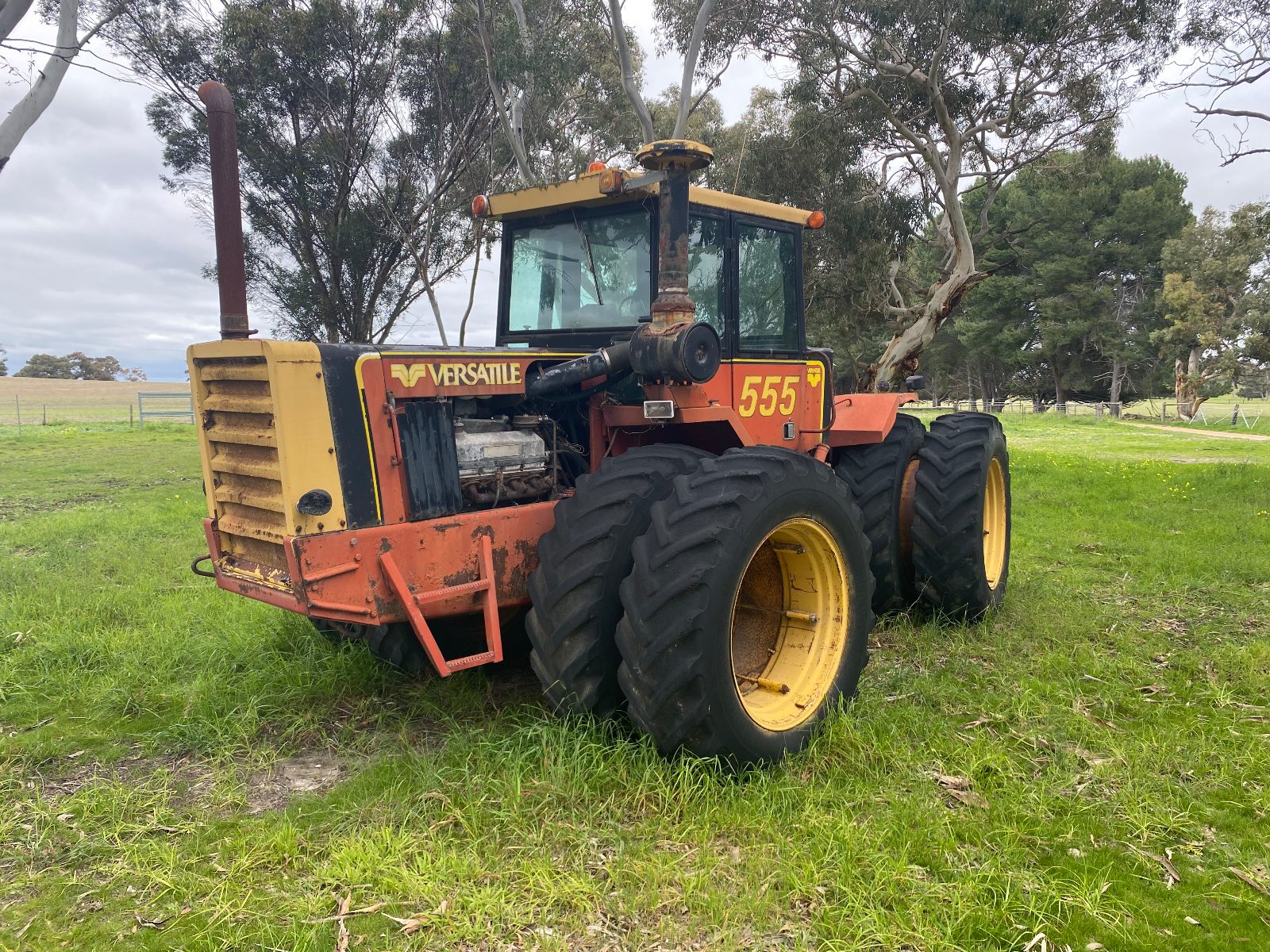 1980 Versatile 555 Tractor - photo 1