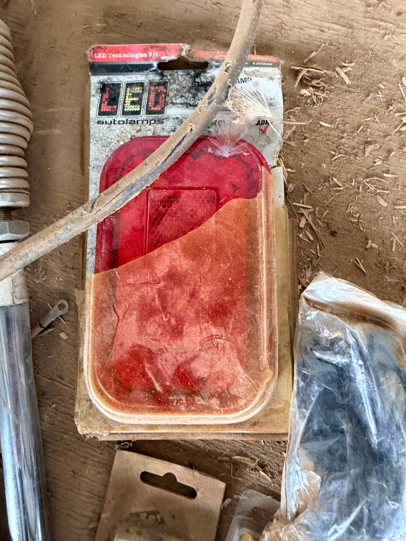 Assorted auto electrical items - photo 5