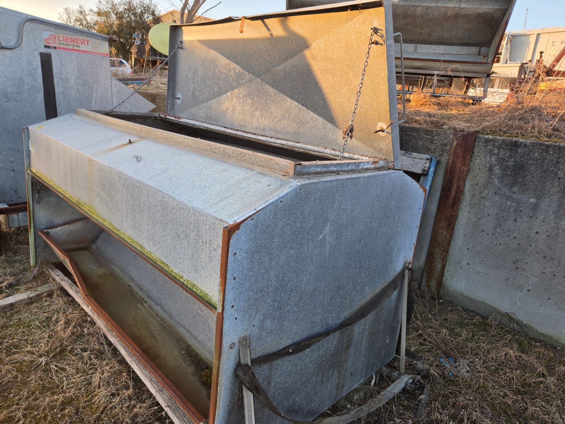 Grain/Pellet Livestock Feed Bin - photo 2