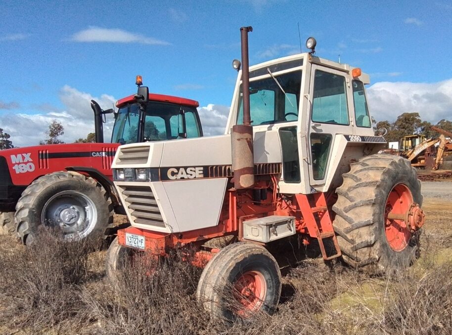 Case Agri-King 2090 Tractor - photo 3